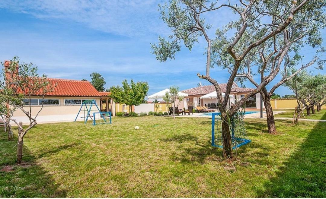 Villa Zafirah Пула Екстер'єр фото